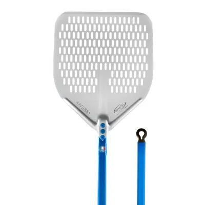 La pala per pizza rettangolare forata Linea Azzurra di Gi.Metal è uno strumento professionale pensato per garantire leggerezza, resistenza e maneggevolezza durante ogni fase di infornata.